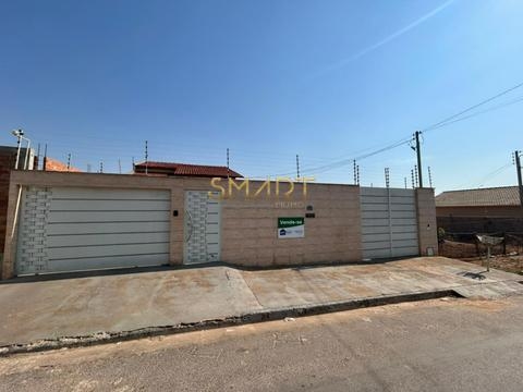 Casa à venda em Goianésia, Residencial Nestor Ville, com 3 quartos, com 184 m²