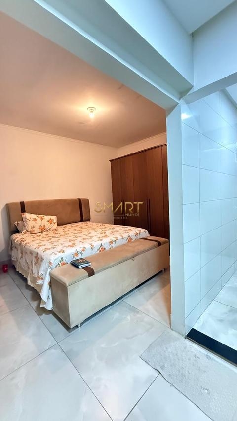 Casa à venda em Goianésia, Vila Nova Aurora III, com 4 quartos, com 216.68 m²