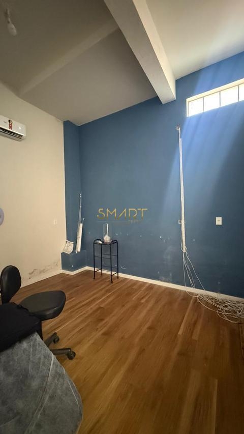 Sobrado à venda em Goianésia, Centro, com 3 quartos, com 205 m²